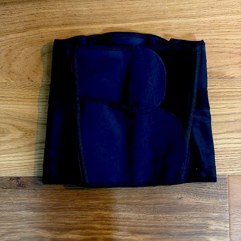 Belly Bandit Luxe Postpartum Belly Wrap size small with extender